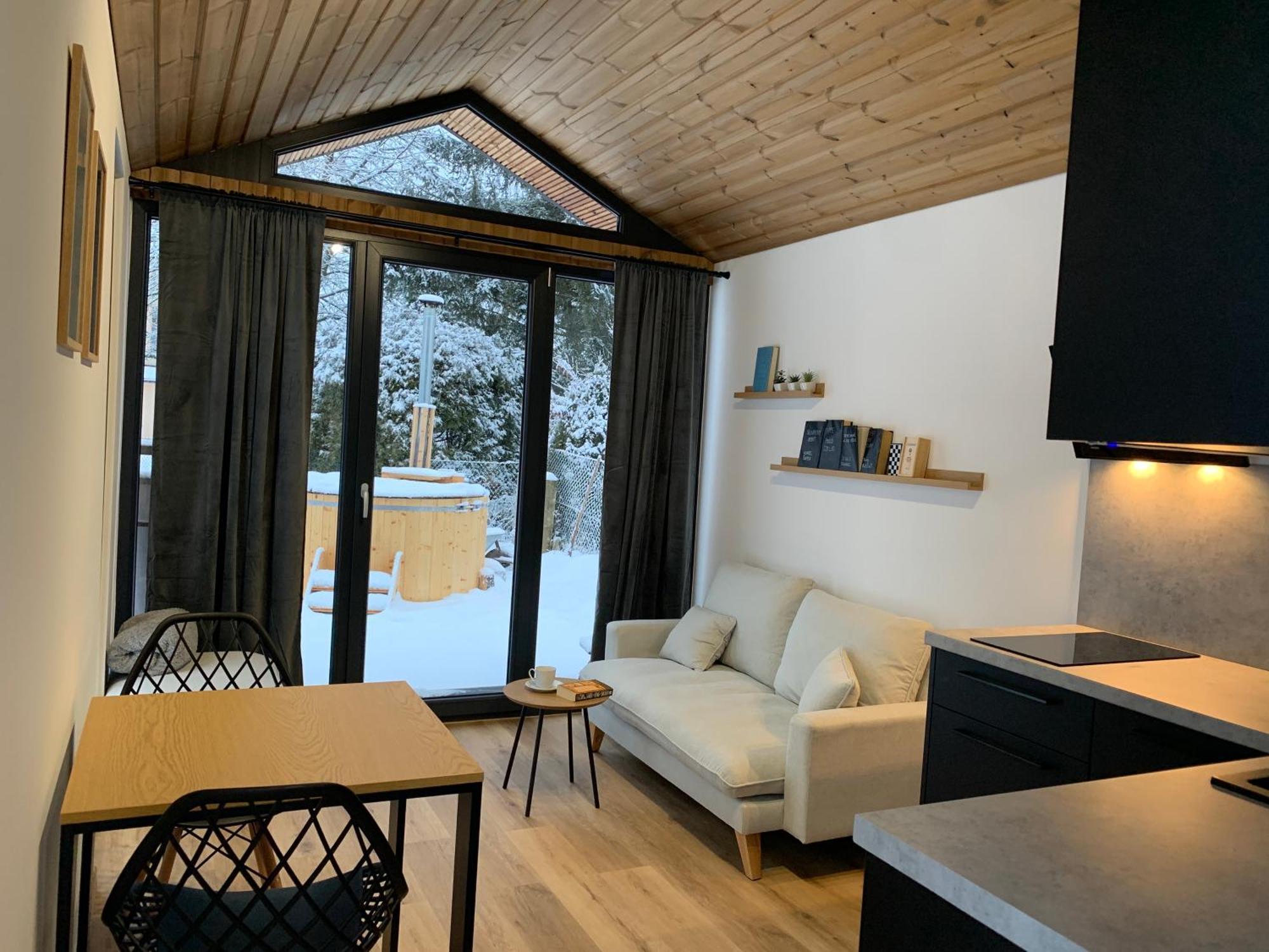 Tiny House Krkonose Будинок відпочинку